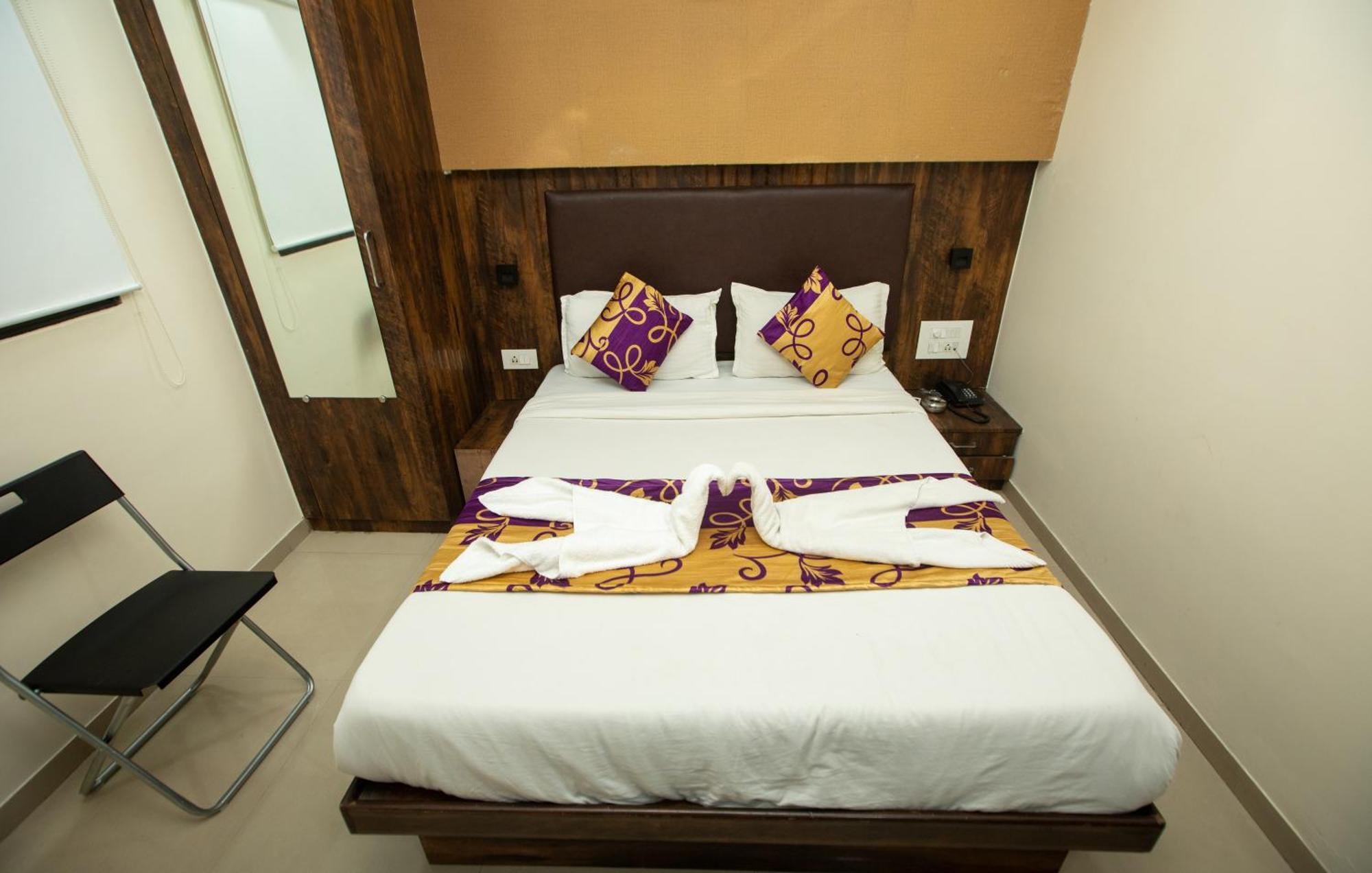 Hotel J D Residency Mumbai Exterior photo